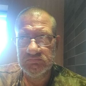 Meet your Posher, Leonard